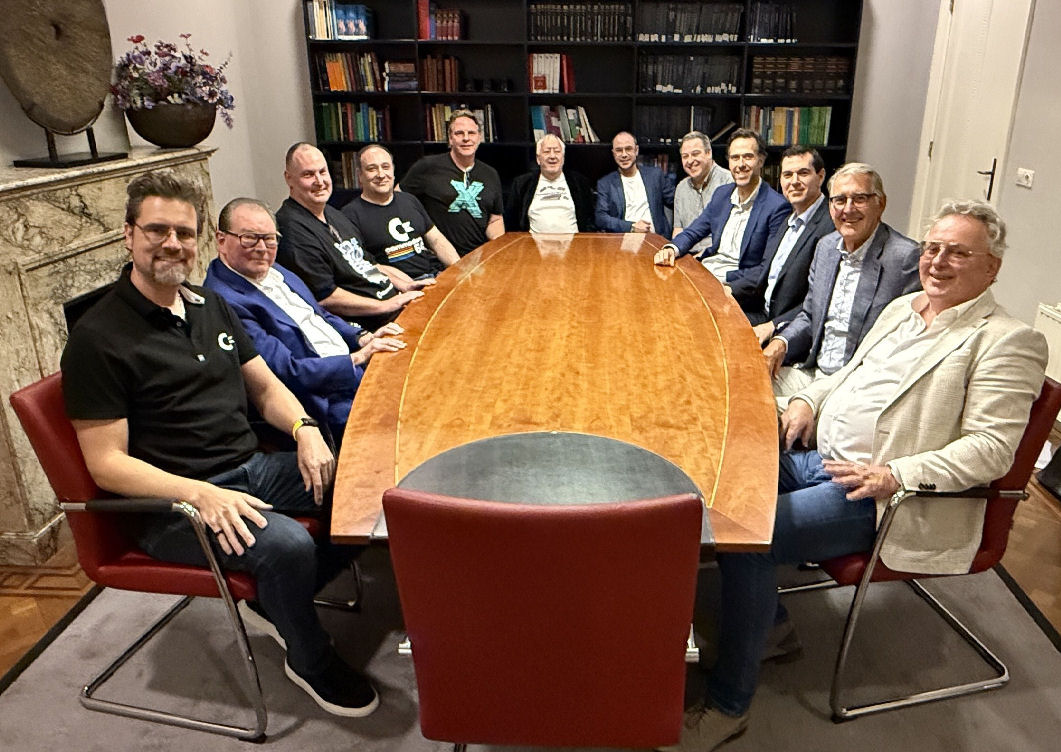 SigningGroupSmall.jpg